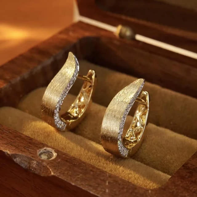 Sabrina`s Collection | 18K Gold 0.44ct Natural Diamond Hoop Earrings