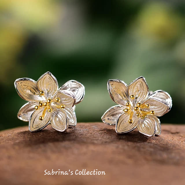 Sabrina`s Collection | beautiful Handmade  Flower  Earrings