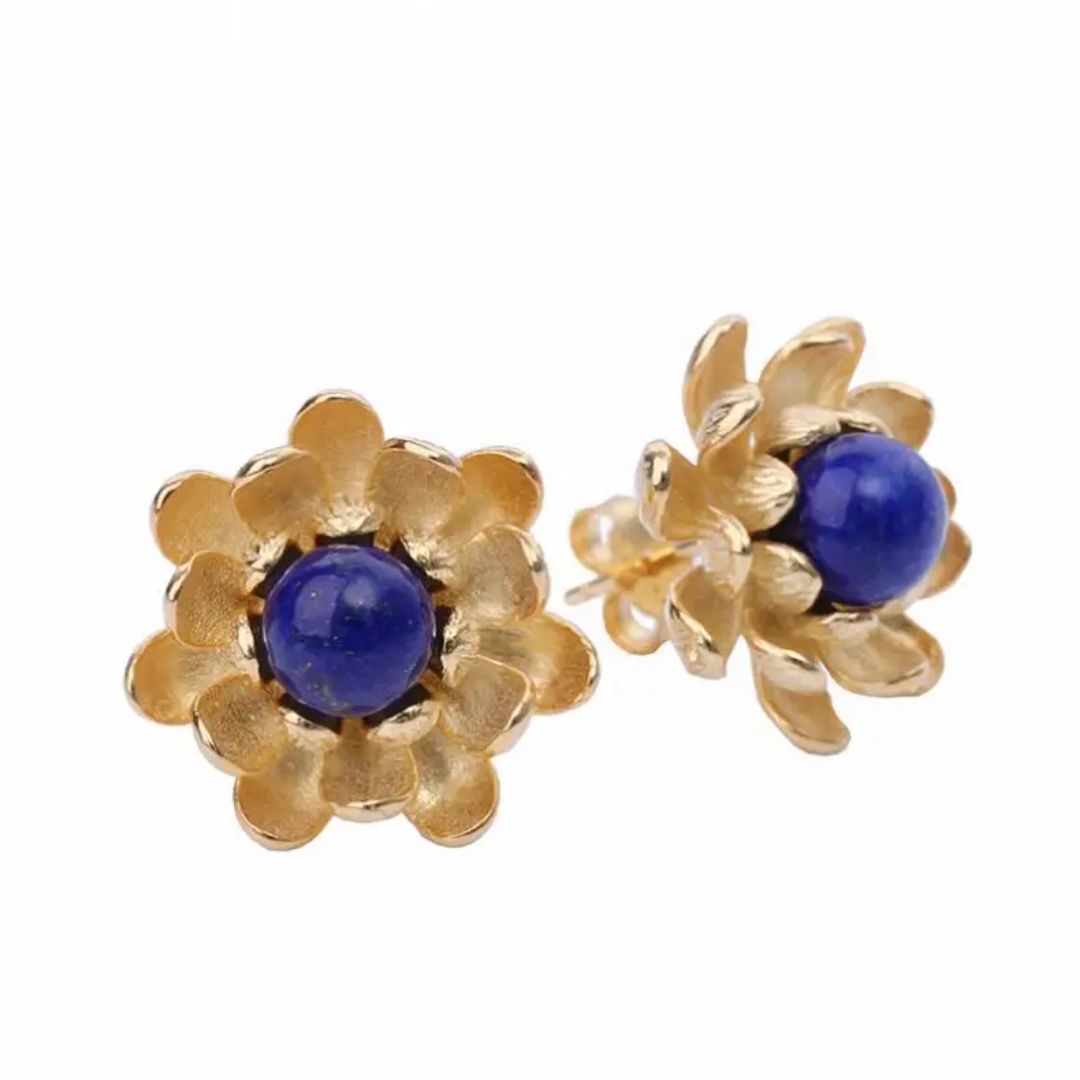 Sabrina`s Collection | Natural Blooming Stud  Earrings