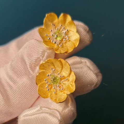 Sabrina`s Collection | Flower Stud Earrings